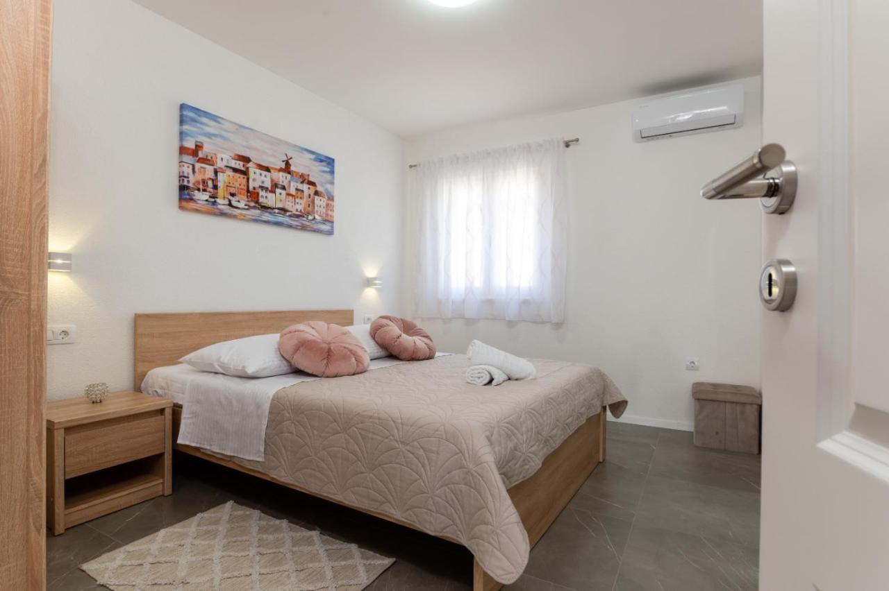 Apartment Vuletin Kaštela Exterior foto